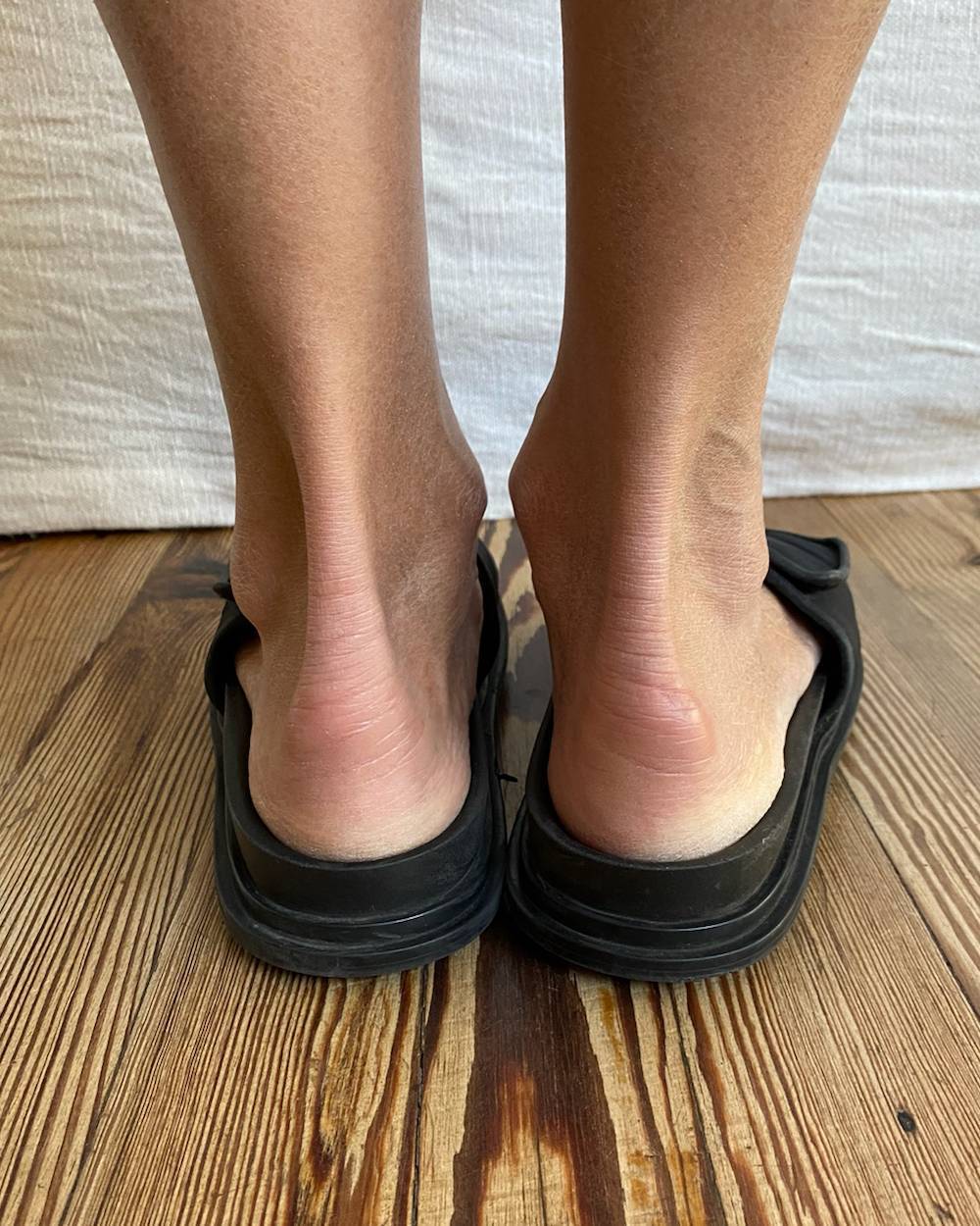 Andrea Frigerio Feet